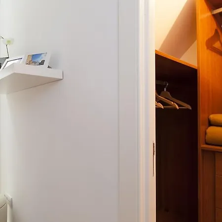 Douradores Deluxe Apartment
