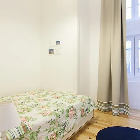 Douradores Deluxe Apartment *